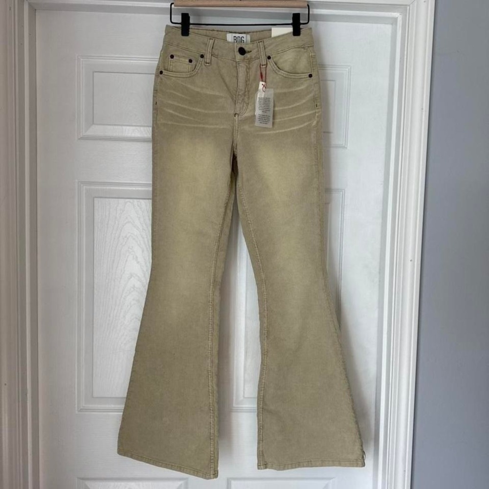 Urban Outfitters BDG Corduroy Mid Rise Flare size 26W 32L NWT